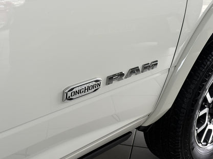 RAM 3500 LIMITED LONGHORN 6.7 TURBO DIESEL 4x4