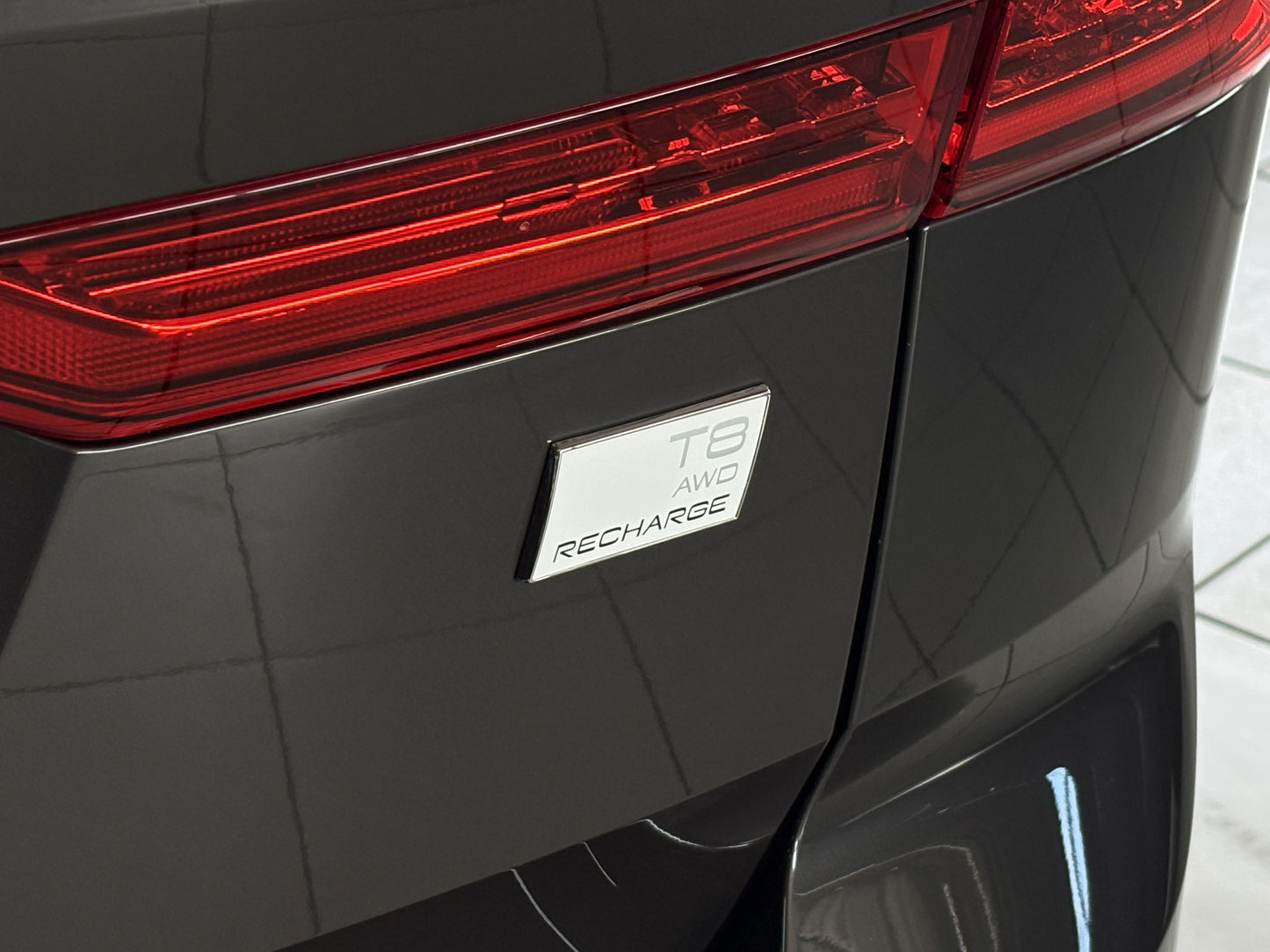 VOLVO XC60 T8 INSCRIPTION 2.0 HÍBRIDO 408CV