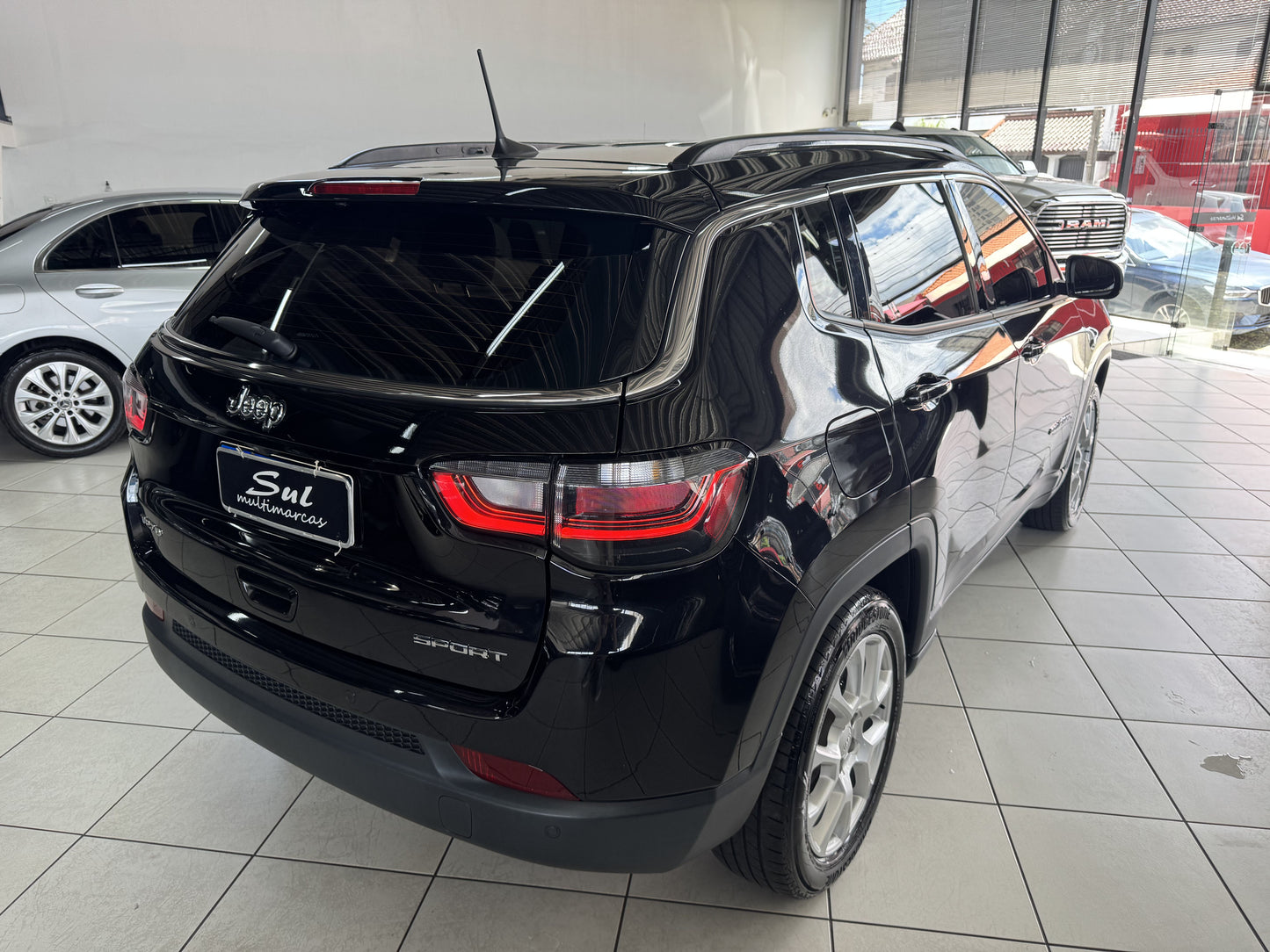 JEEP COMPASS SPORT 1.3 T270 FLEX AUT.