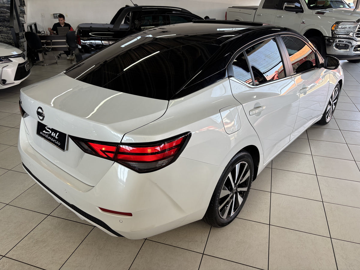 NISSSAN SENTRA EXCLUSIVE PREMIUM 2.0 GASOLINA