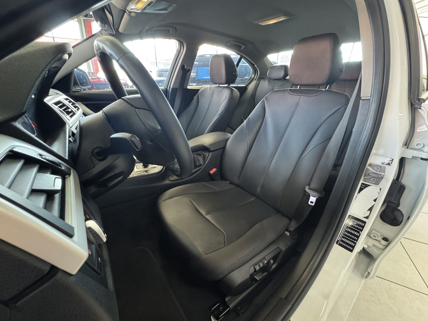 BMW 320i 2.0 TURBO ACTIVE FLEX AUT.