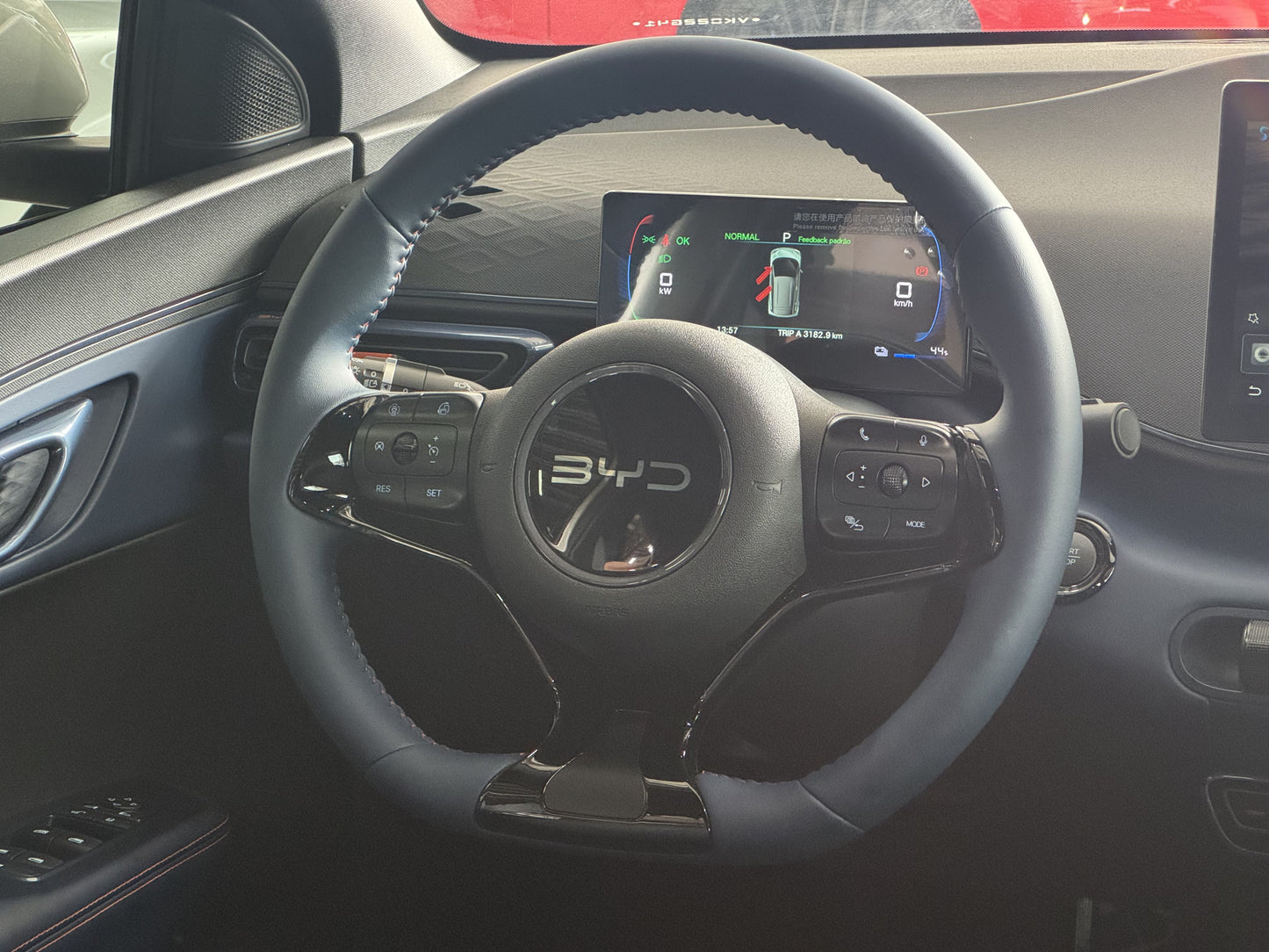 BYD DOLPHIN MINI GS EV