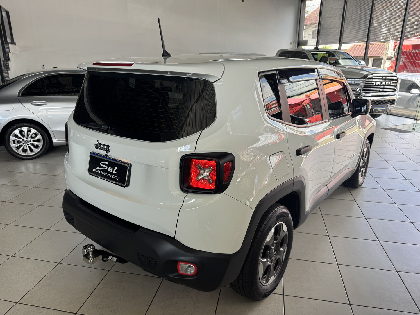 JEEP RENEGADE 1.8 FLEX AUT.