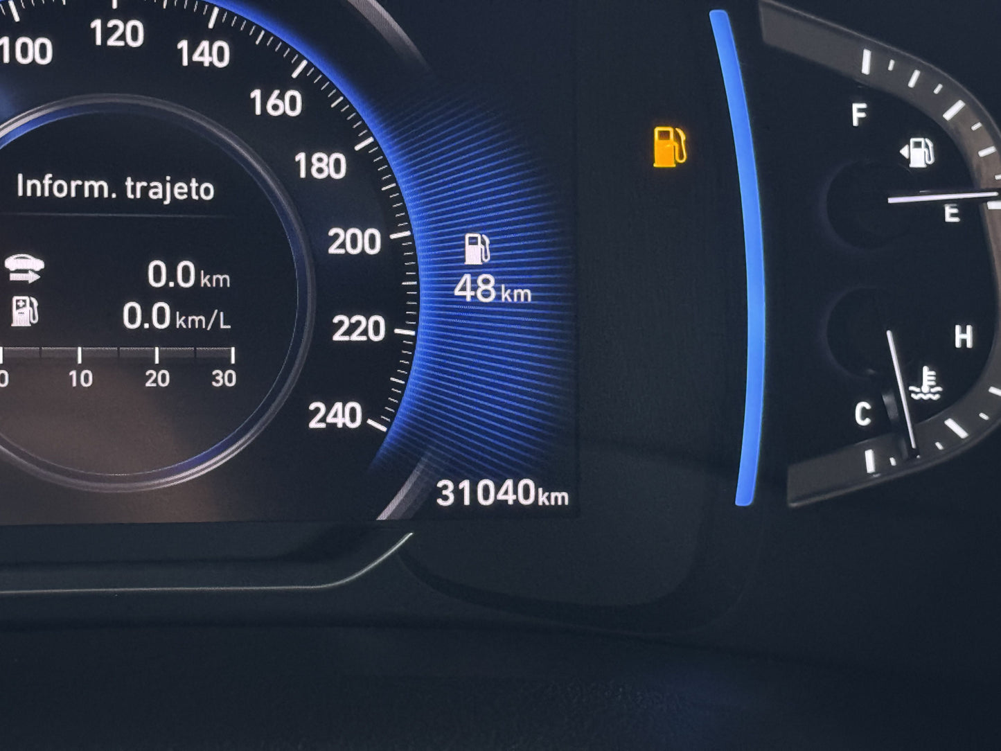 HYUNDAI CRETA PLATINUM 1.0 TB FLEX AUT.