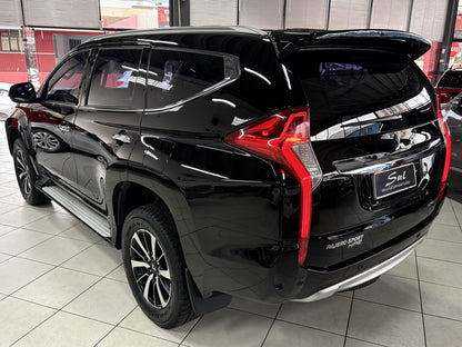 MITSUBISHI PAJERO SPORT HPE 2.4 TURBO DIESEL 4X4
