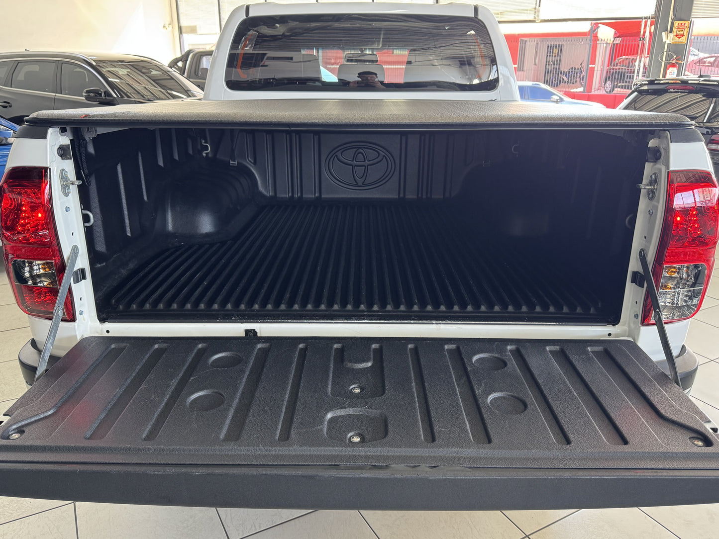 TOYOTA HILUX SRV TD CD 4X4 AT.