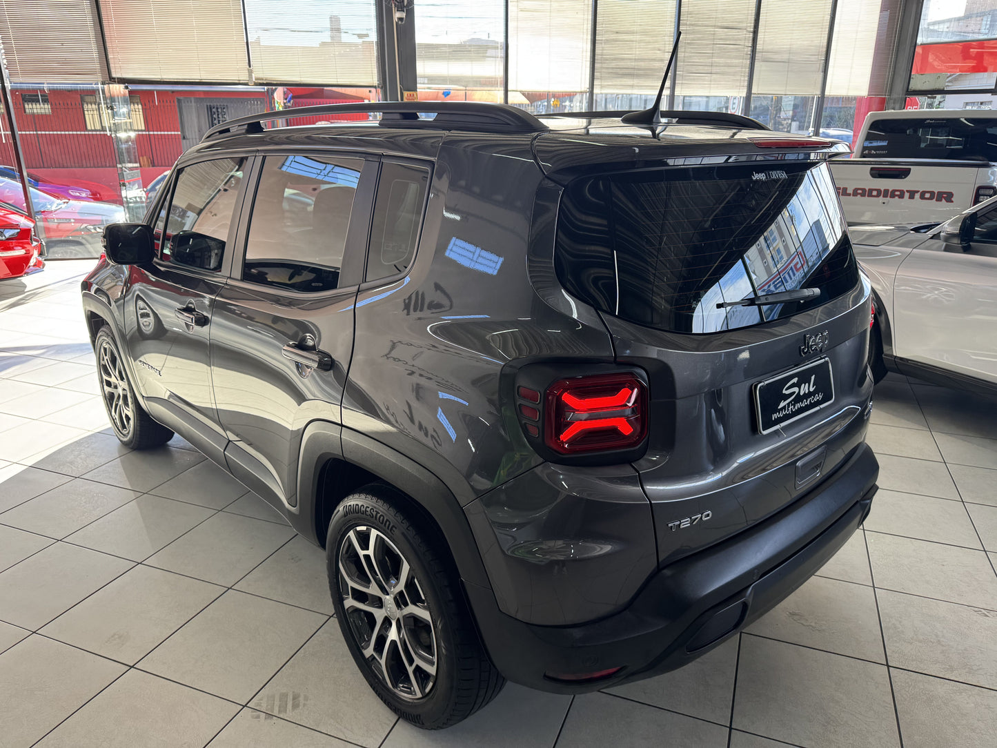 JEEP RENEGADE LONGITUDE 1.3 T270 FLEX AUT.