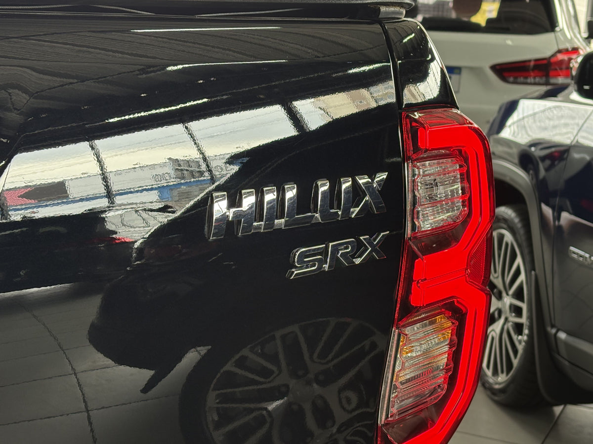 TOYOTA HILUX 2.8 TURBO DIESEL CD SRX 4x4 AUT.