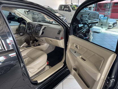 TOYOTA HILUX SW4 SRV TURBO DIESEL 4X4
