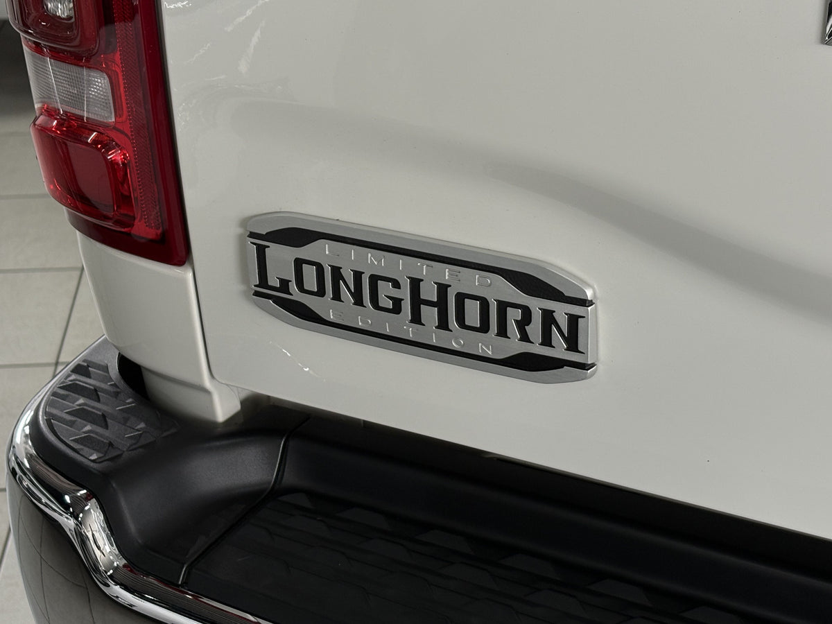 RAM 3500 LIMITED LONGHORN 6.7 TURBO DIESEL 4x4
