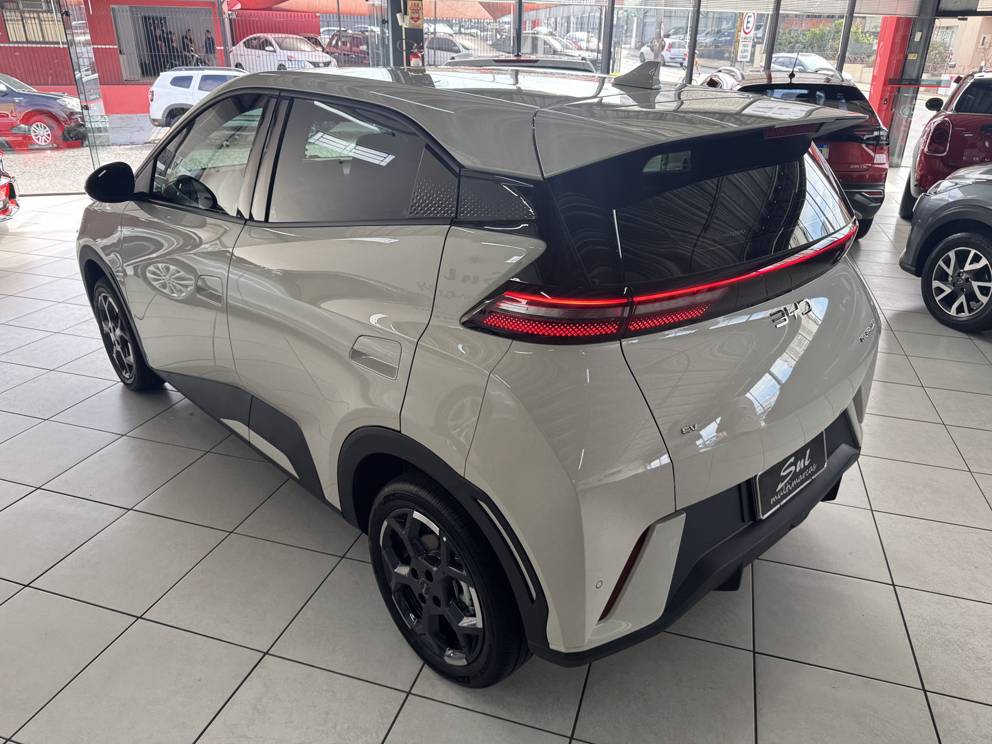 BYD DOLPHIN MINI GS EV