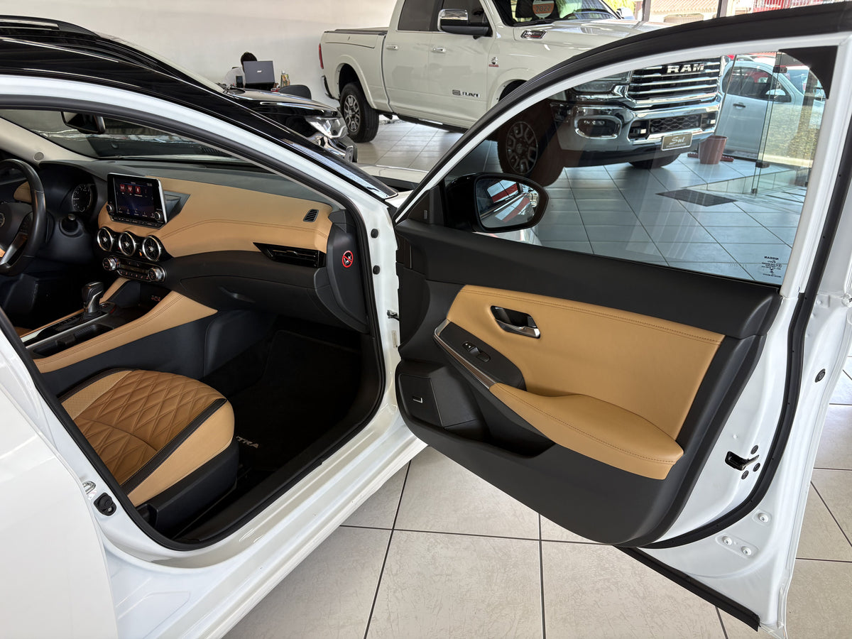 NISSSAN SENTRA EXCLUSIVE PREMIUM 2.0 GASOLINA