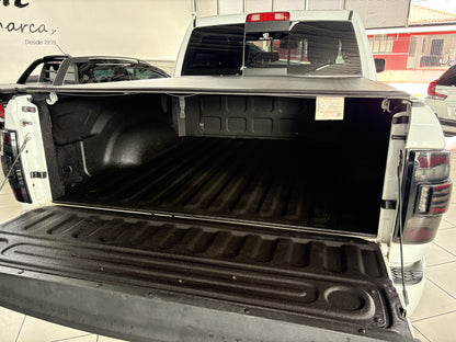 RAM CLASSIC LARAMIE NIGHT EDITION 5.7 V8 GASOLINA 4x4