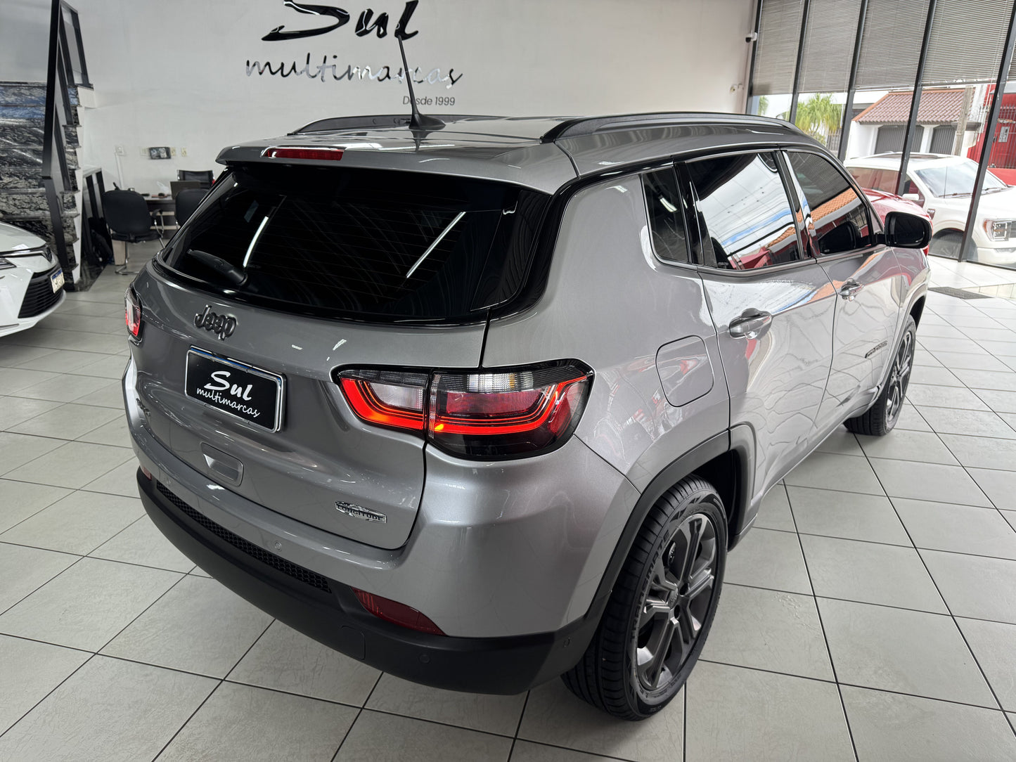 JEEP COMPASS LONGITUDE 1.3 T270 FLEX AUT.