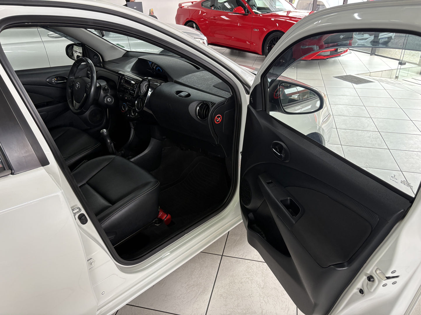 TOYOTA ETIOS 1.5 XLS SEDAN FLEX MANUAL