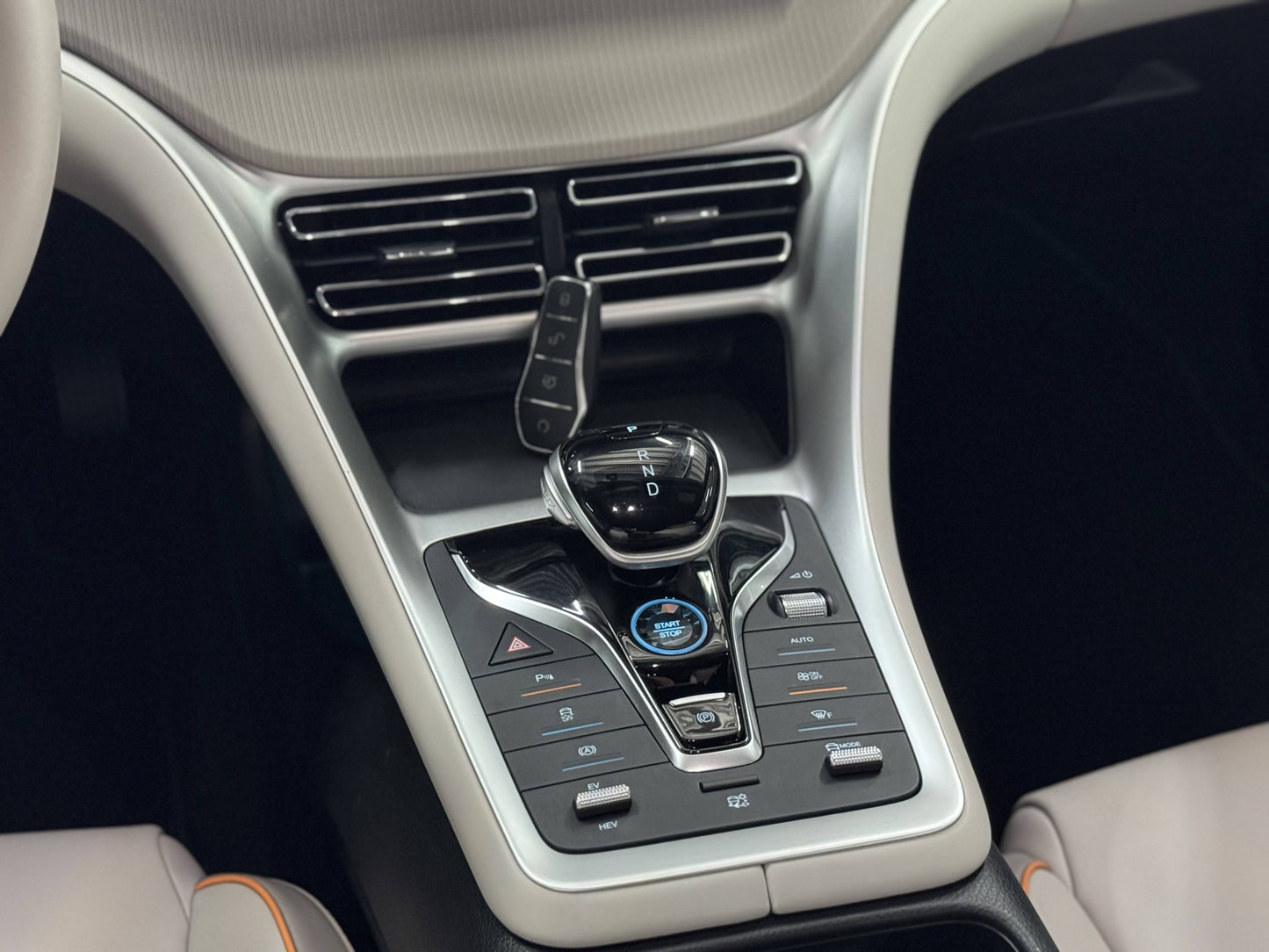 BYD SONG PRO GL 1.5 HÍBRIDO AUT.