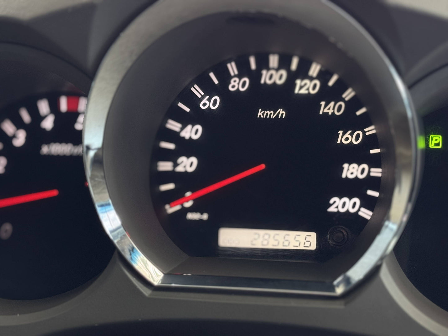 TOYOTA HILUX SW4 SRV TURBO DIESEL 4X4