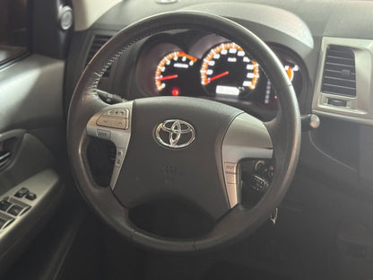 TOYOTA HILUX SRV 3.0 TD 4X4 CD AT.