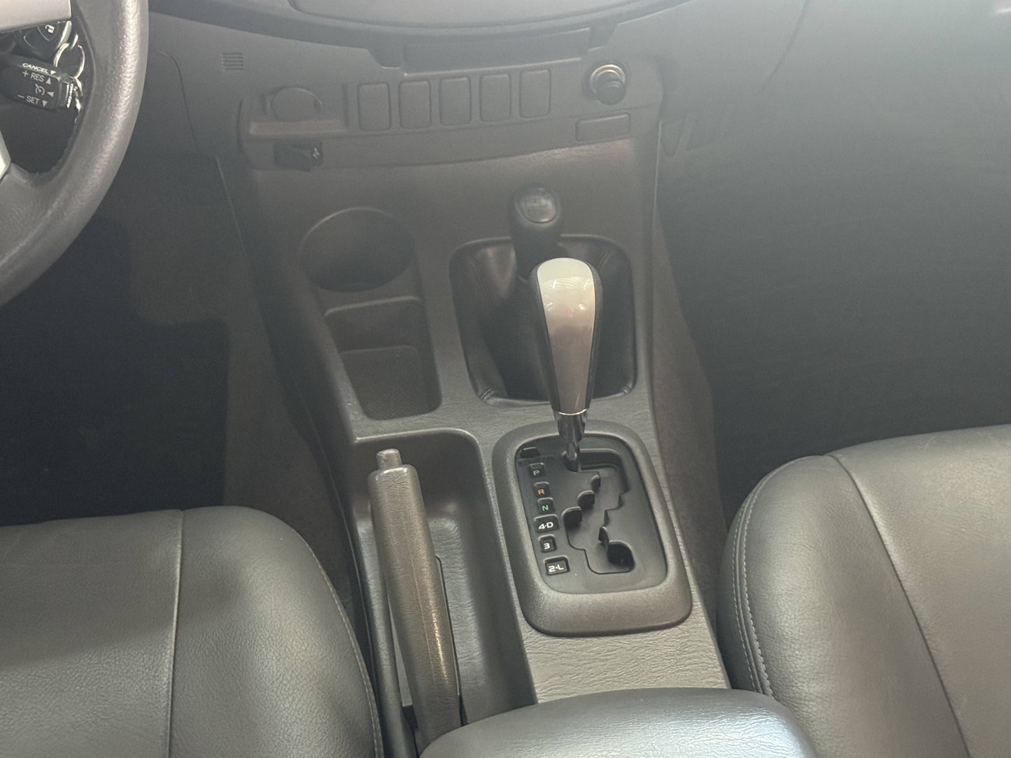 TOYOTA HILUX SRV 3.0 TD 4X4 CD AT.