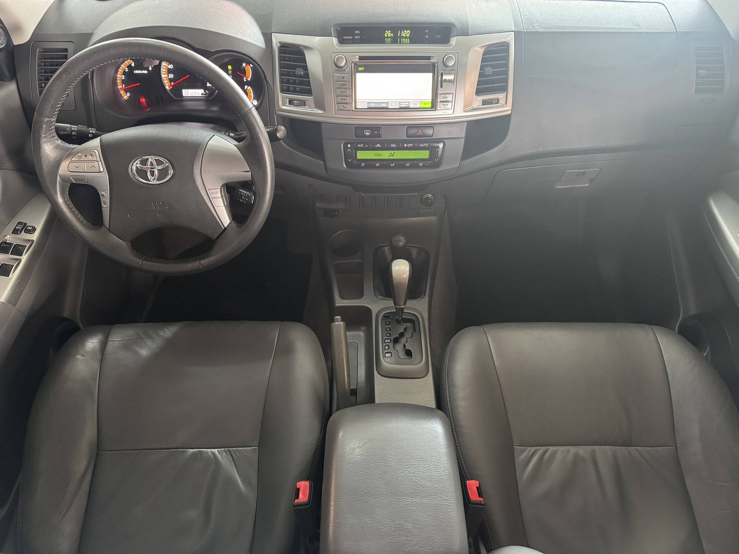 TOYOTA HILUX SRV 3.0 TD 4X4 CD AT.